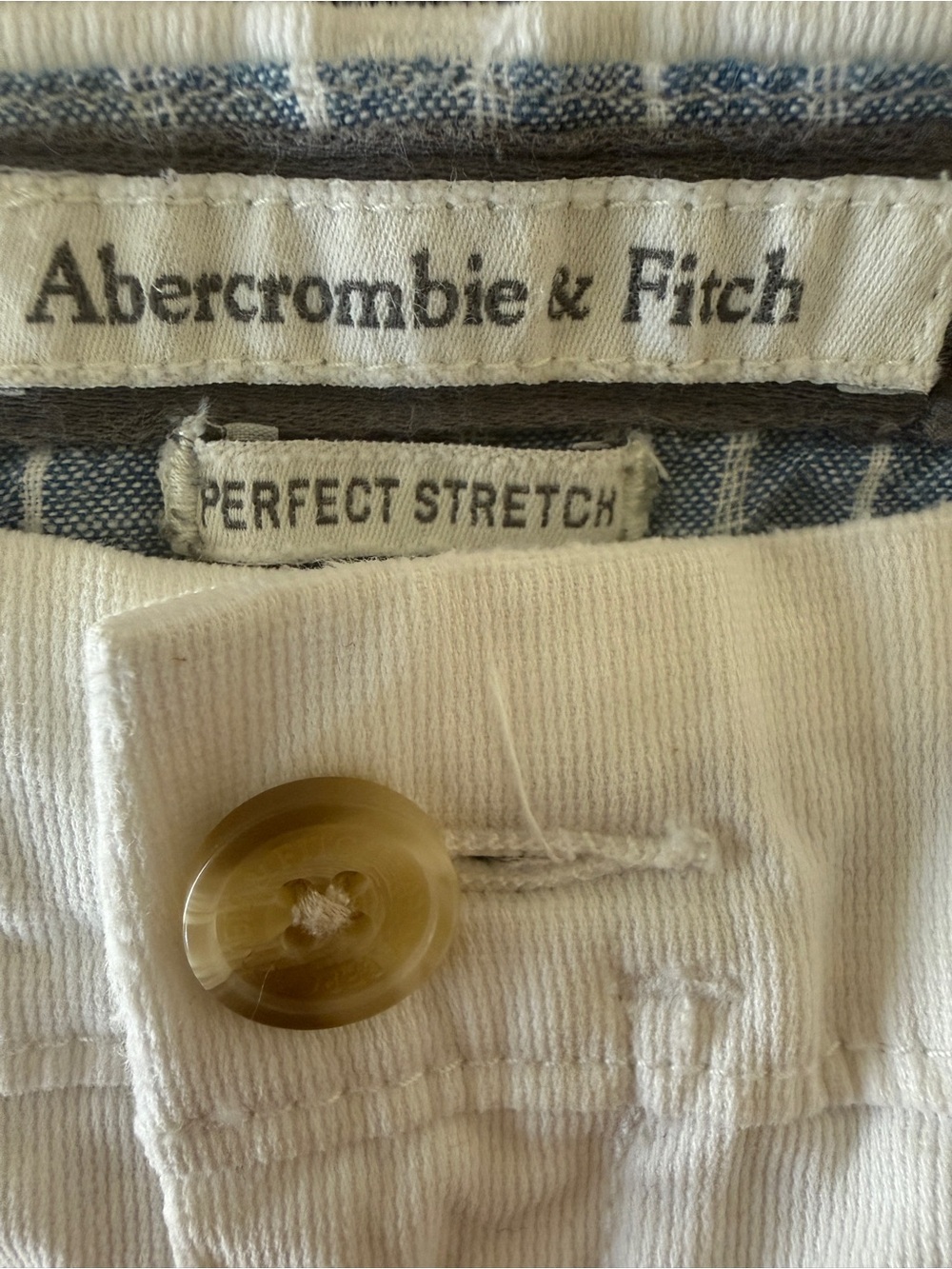 Abercrombie & Fitch Men’s Cream Boxer Briefs with Amber Button Detail